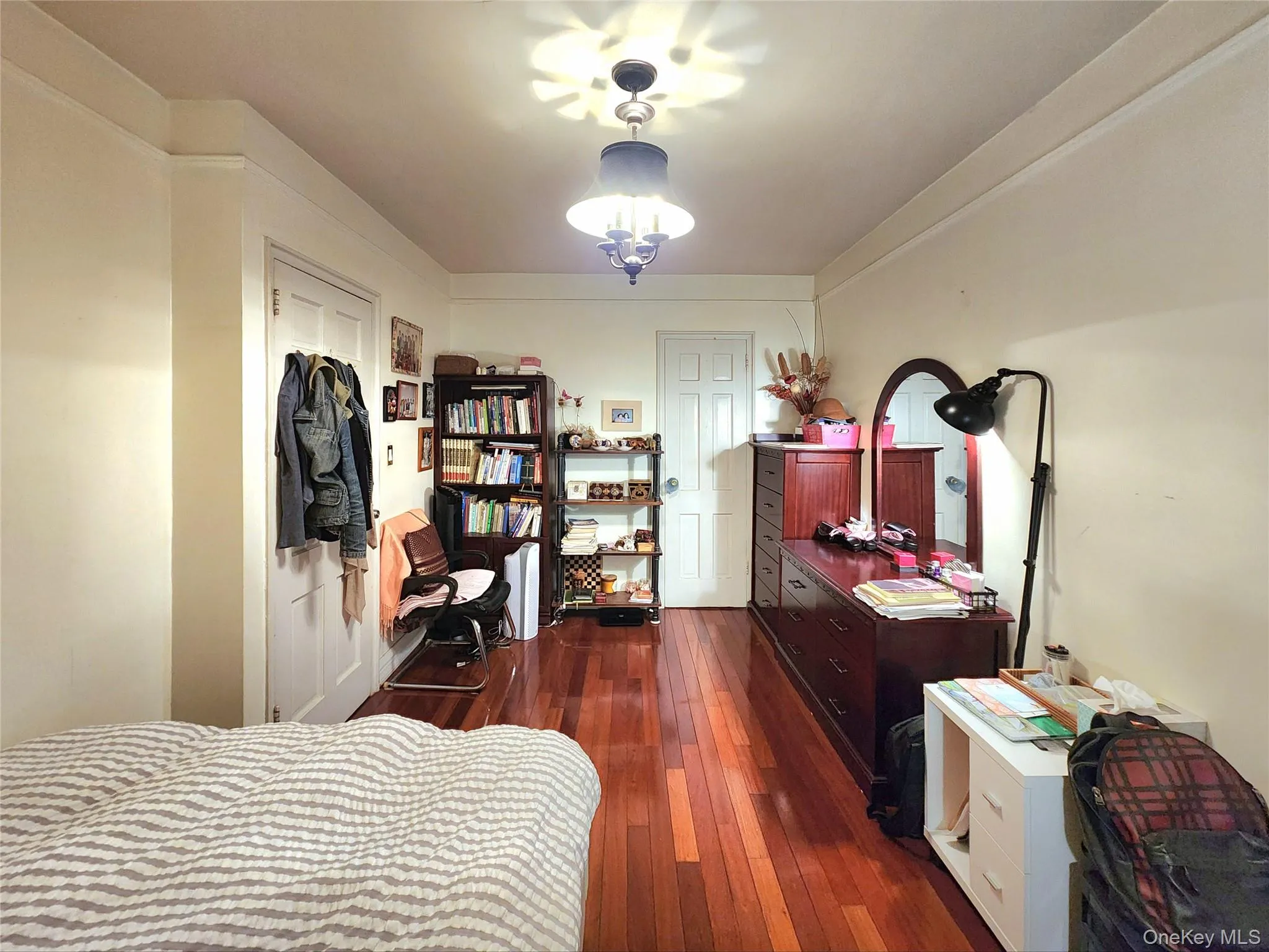 143-07 Sanford Avenue, New York, NY, 2 Bedrooms Bedrooms, 8 Rooms Rooms,1 BathroomBathrooms,Residential,For Rent,Sanford,0,1013351 143-07 Sanford Avenue, New York, NY, 2 Bedrooms Bedrooms, 8 Rooms Rooms,1 BathroomBathrooms,Residential,For Rent,Sanford,0,1013351