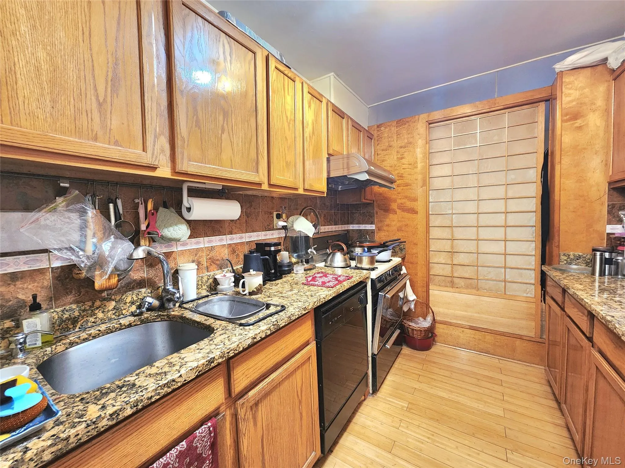 143-07 Sanford Avenue, New York, NY, 2 Bedrooms Bedrooms, 8 Rooms Rooms,1 BathroomBathrooms,Residential,For Rent,Sanford,0,1013351 143-07 Sanford Avenue, New York, NY, 2 Bedrooms Bedrooms, 8 Rooms Rooms,1 BathroomBathrooms,Residential,For Rent,Sanford,0,1013351
