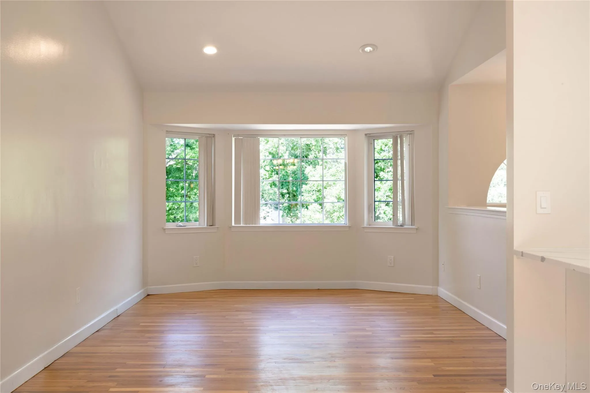 185 Magnolia Drive, Brookhaven, NY, 6 Bedrooms Bedrooms, 12 Rooms Rooms,3 BathroomsBathrooms,Residential,For Rent,Magnolia,0,1013352 185 Magnolia Drive, Brookhaven, NY, 6 Bedrooms Bedrooms, 12 Rooms Rooms,3 BathroomsBathrooms,Residential,For Rent,Magnolia,0,1013352