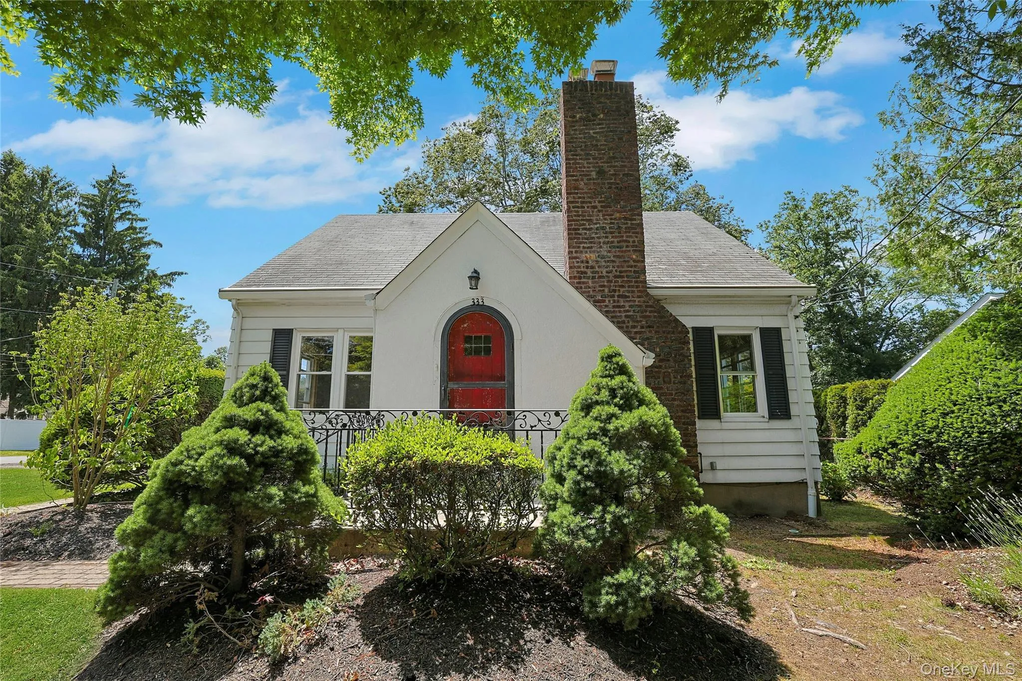 333 Middletown Road, Clarkstown, NY, 3 Bedrooms Bedrooms, 7 Rooms Rooms,2 BathroomsBathrooms,Residential,For Rent,Middletown,0,1013357 333 Middletown Road, Clarkstown, NY, 3 Bedrooms Bedrooms, 7 Rooms Rooms,2 BathroomsBathrooms,Residential,For Rent,Middletown,0,1013357