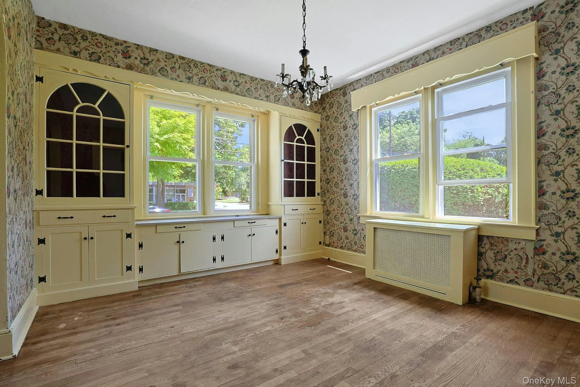 333 Middletown Road, Clarkstown, NY, 3 Bedrooms Bedrooms, 7 Rooms Rooms,2 BathroomsBathrooms,Residential,For Rent,Middletown,0,1013357 333 Middletown Road, Clarkstown, NY, 3 Bedrooms Bedrooms, 7 Rooms Rooms,2 BathroomsBathrooms,Residential,For Rent,Middletown,0,1013357