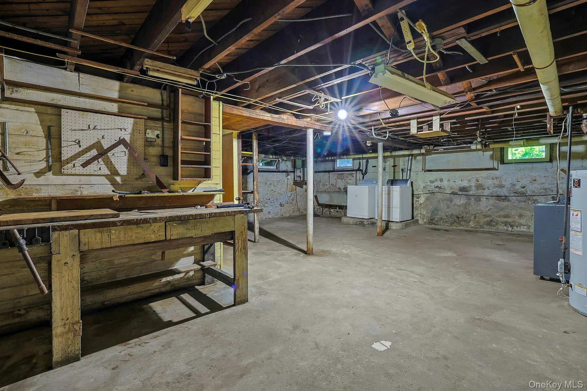333 Middletown Road, Clarkstown, NY, 3 Bedrooms Bedrooms, 7 Rooms Rooms,2 BathroomsBathrooms,Residential,For Rent,Middletown,0,1013357 333 Middletown Road, Clarkstown, NY, 3 Bedrooms Bedrooms, 7 Rooms Rooms,2 BathroomsBathrooms,Residential,For Rent,Middletown,0,1013357