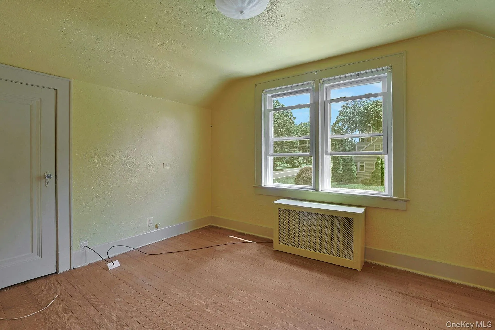 333 Middletown Road, Clarkstown, NY, 3 Bedrooms Bedrooms, 7 Rooms Rooms,2 BathroomsBathrooms,Residential,For Rent,Middletown,0,1013357 333 Middletown Road, Clarkstown, NY, 3 Bedrooms Bedrooms, 7 Rooms Rooms,2 BathroomsBathrooms,Residential,For Rent,Middletown,0,1013357
