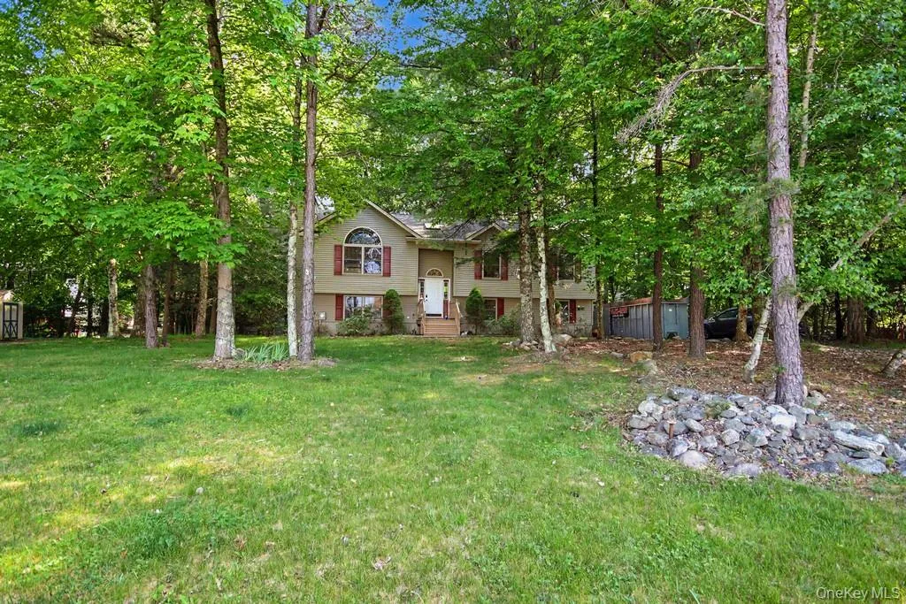 160 Lake Shore Drive, Thompson, NY, 4 Bedrooms Bedrooms, 8 Rooms Rooms,3 BathroomsBathrooms,Residential,For Rent,Lake Shore,0,1013358 160 Lake Shore Drive, Thompson, NY, 4 Bedrooms Bedrooms, 8 Rooms Rooms,3 BathroomsBathrooms,Residential,For Rent,Lake Shore,0,1013358