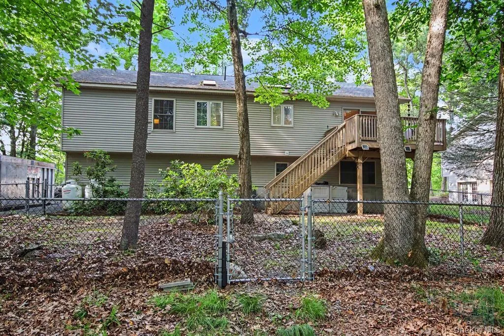 160 Lake Shore Drive, Thompson, NY, 4 Bedrooms Bedrooms, 8 Rooms Rooms,3 BathroomsBathrooms,Residential,For Rent,Lake Shore,0,1013358 160 Lake Shore Drive, Thompson, NY, 4 Bedrooms Bedrooms, 8 Rooms Rooms,3 BathroomsBathrooms,Residential,For Rent,Lake Shore,0,1013358