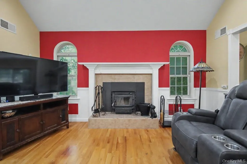 160 Lake Shore Drive, Thompson, NY, 4 Bedrooms Bedrooms, 8 Rooms Rooms,3 BathroomsBathrooms,Residential,For Rent,Lake Shore,0,1013358 160 Lake Shore Drive, Thompson, NY, 4 Bedrooms Bedrooms, 8 Rooms Rooms,3 BathroomsBathrooms,Residential,For Rent,Lake Shore,0,1013358