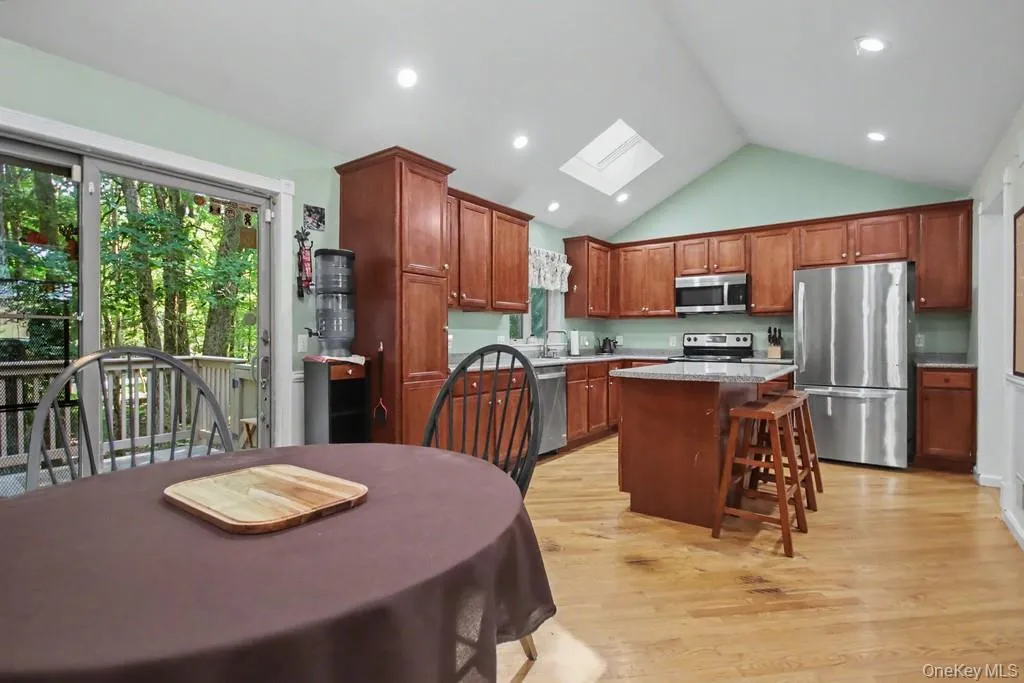 160 Lake Shore Drive, Thompson, NY, 4 Bedrooms Bedrooms, 8 Rooms Rooms,3 BathroomsBathrooms,Residential,For Rent,Lake Shore,0,1013358 160 Lake Shore Drive, Thompson, NY, 4 Bedrooms Bedrooms, 8 Rooms Rooms,3 BathroomsBathrooms,Residential,For Rent,Lake Shore,0,1013358