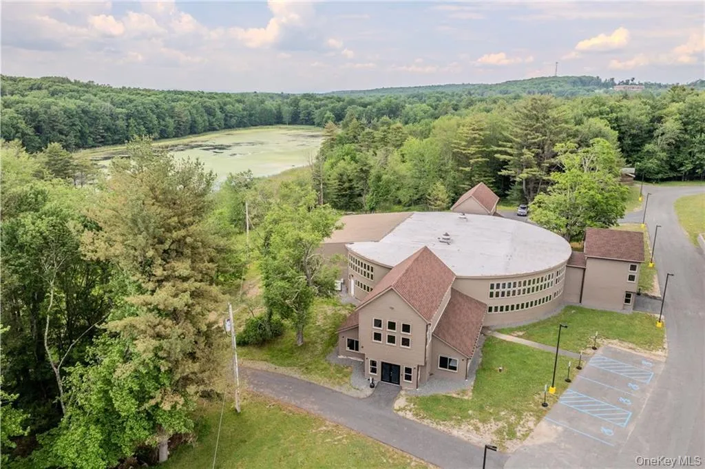 160 Lake Shore Drive, Thompson, NY, 4 Bedrooms Bedrooms, 8 Rooms Rooms,3 BathroomsBathrooms,Residential,For Rent,Lake Shore,0,1013358 160 Lake Shore Drive, Thompson, NY, 4 Bedrooms Bedrooms, 8 Rooms Rooms,3 BathroomsBathrooms,Residential,For Rent,Lake Shore,0,1013358