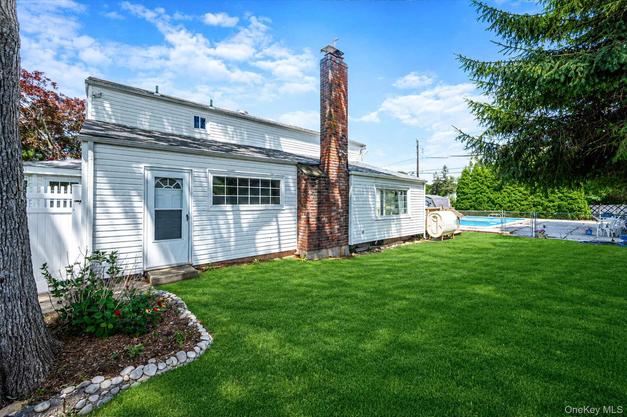 2 Barry Lane, Brookhaven, NY, 4 Bedrooms Bedrooms, 9 Rooms Rooms,2 BathroomsBathrooms,Residential,For Rent,Barry,0,1013359 2 Barry Lane, Brookhaven, NY, 4 Bedrooms Bedrooms, 9 Rooms Rooms,2 BathroomsBathrooms,Residential,For Rent,Barry,0,1013359