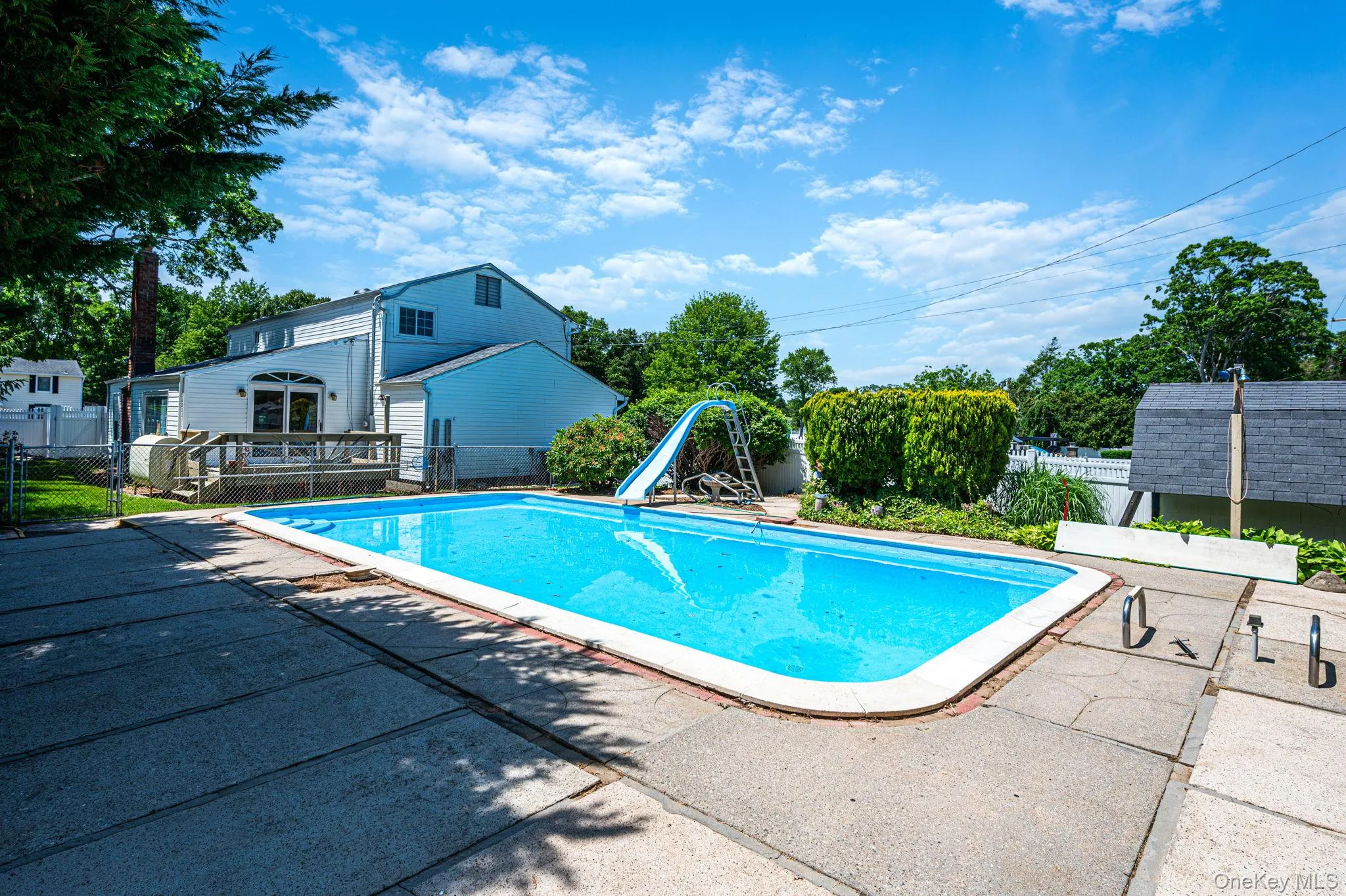 2 Barry Lane, Brookhaven, NY, 4 Bedrooms Bedrooms, 9 Rooms Rooms,2 BathroomsBathrooms,Residential,For Rent,Barry,0,1013359 2 Barry Lane, Brookhaven, NY, 4 Bedrooms Bedrooms, 9 Rooms Rooms,2 BathroomsBathrooms,Residential,For Rent,Barry,0,1013359