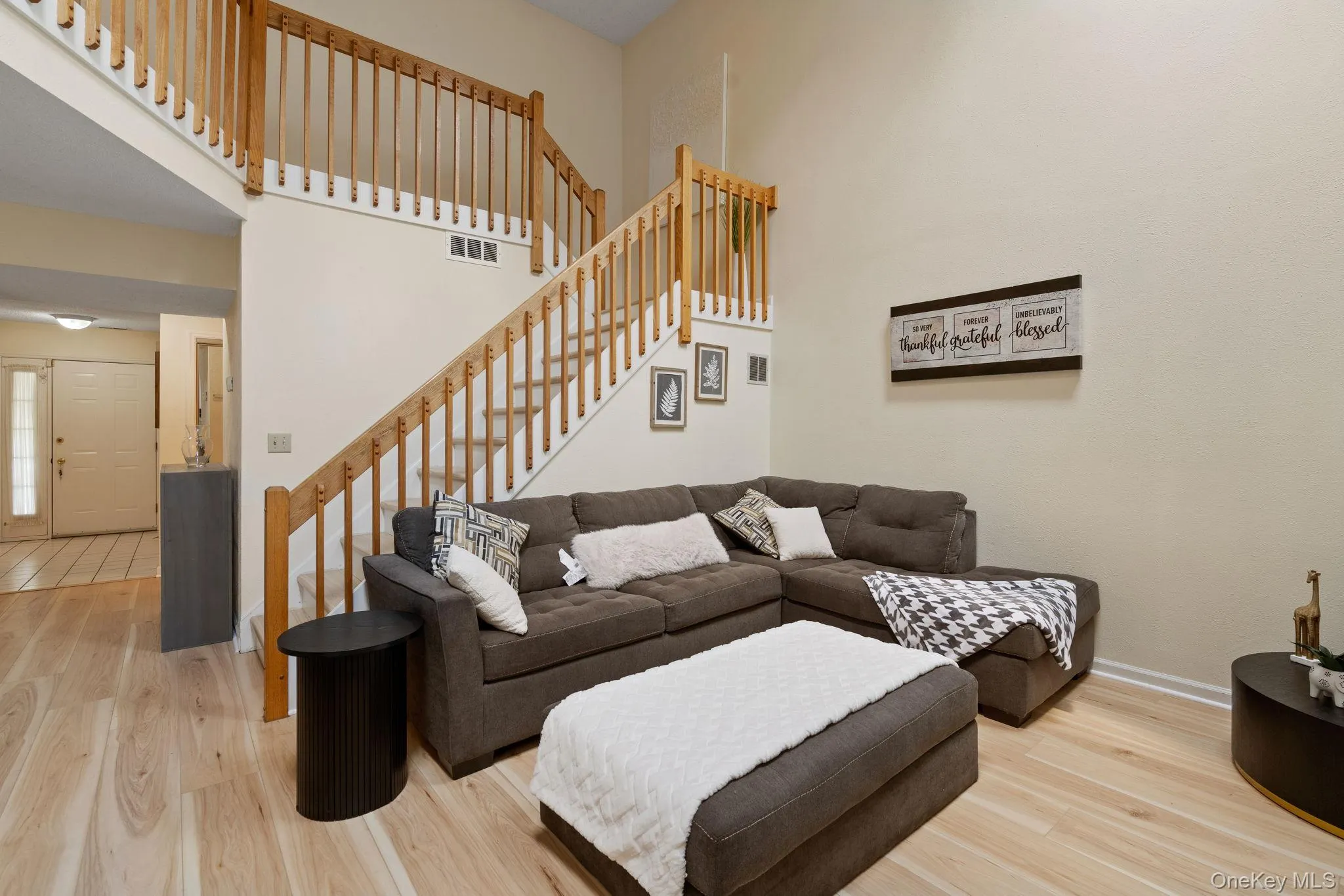 27 Spruce Ridge Drive, Fishkill, NY, 2 Bedrooms Bedrooms, 9 Rooms Rooms,2 BathroomsBathrooms,Residential,For Rent,Spruce Ridge,0,1013360 27 Spruce Ridge Drive, Fishkill, NY, 2 Bedrooms Bedrooms, 9 Rooms Rooms,2 BathroomsBathrooms,Residential,For Rent,Spruce Ridge,0,1013360