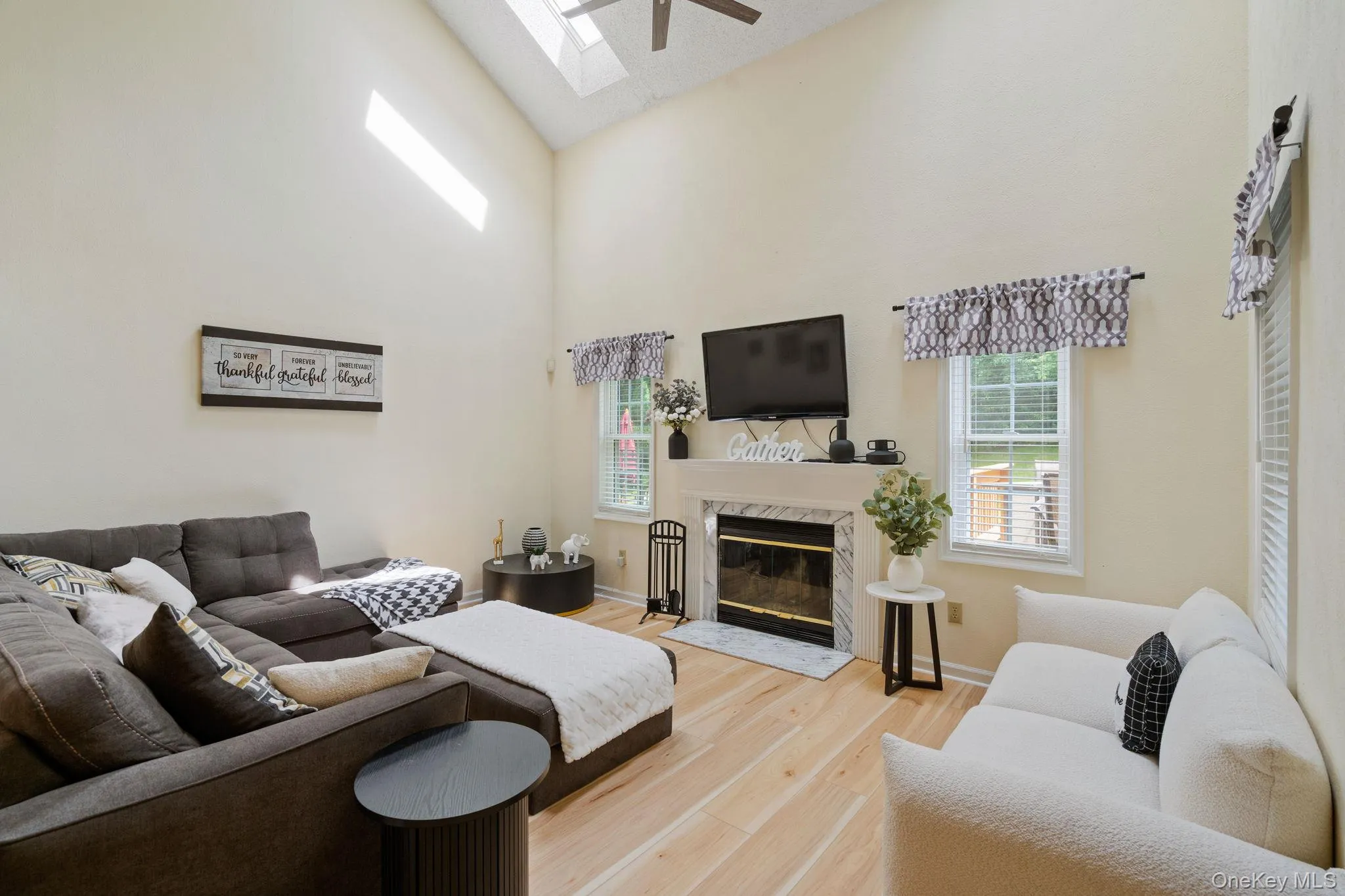 27 Spruce Ridge Drive, Fishkill, NY, 2 Bedrooms Bedrooms, 9 Rooms Rooms,2 BathroomsBathrooms,Residential,For Rent,Spruce Ridge,0,1013360 27 Spruce Ridge Drive, Fishkill, NY, 2 Bedrooms Bedrooms, 9 Rooms Rooms,2 BathroomsBathrooms,Residential,For Rent,Spruce Ridge,0,1013360