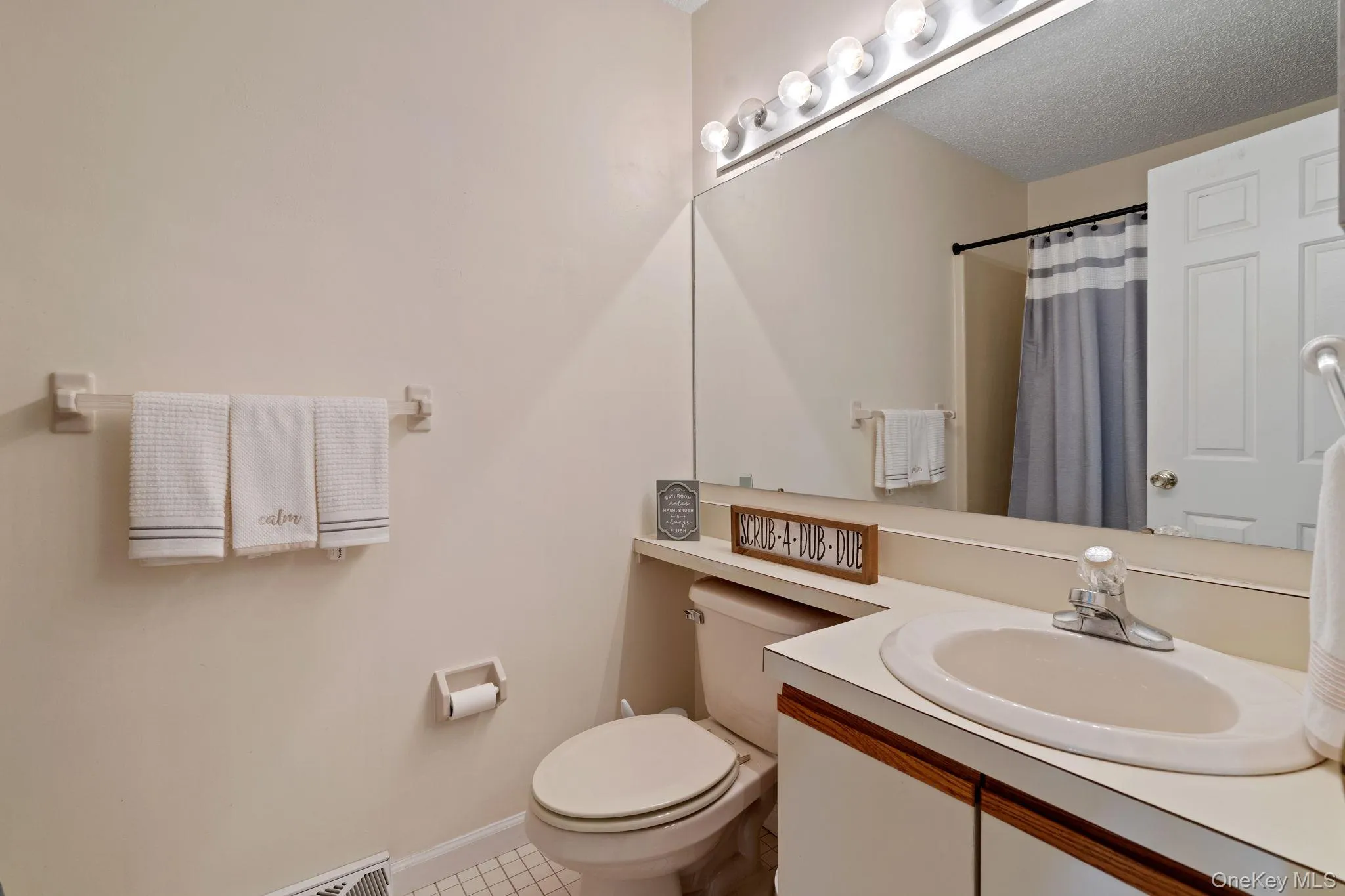 27 Spruce Ridge Drive, Fishkill, NY, 2 Bedrooms Bedrooms, 9 Rooms Rooms,2 BathroomsBathrooms,Residential,For Rent,Spruce Ridge,0,1013360 27 Spruce Ridge Drive, Fishkill, NY, 2 Bedrooms Bedrooms, 9 Rooms Rooms,2 BathroomsBathrooms,Residential,For Rent,Spruce Ridge,0,1013360