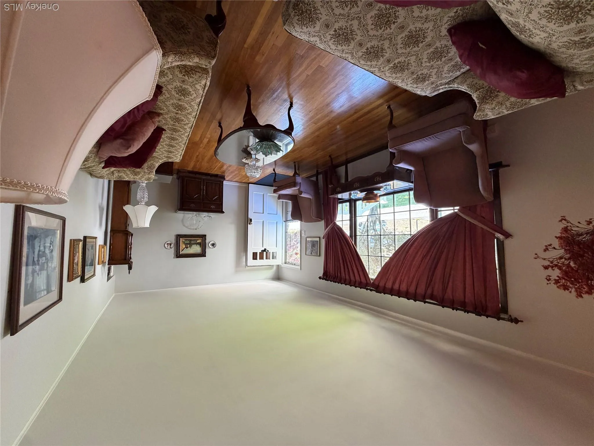 22 Berry Lane, Brookhaven, NY, 3 Bedrooms Bedrooms, 5 Rooms Rooms,1 BathroomBathrooms,Residential,For Rent,Berry,0,1013368 22 Berry Lane, Brookhaven, NY, 3 Bedrooms Bedrooms, 5 Rooms Rooms,1 BathroomBathrooms,Residential,For Rent,Berry,0,1013368