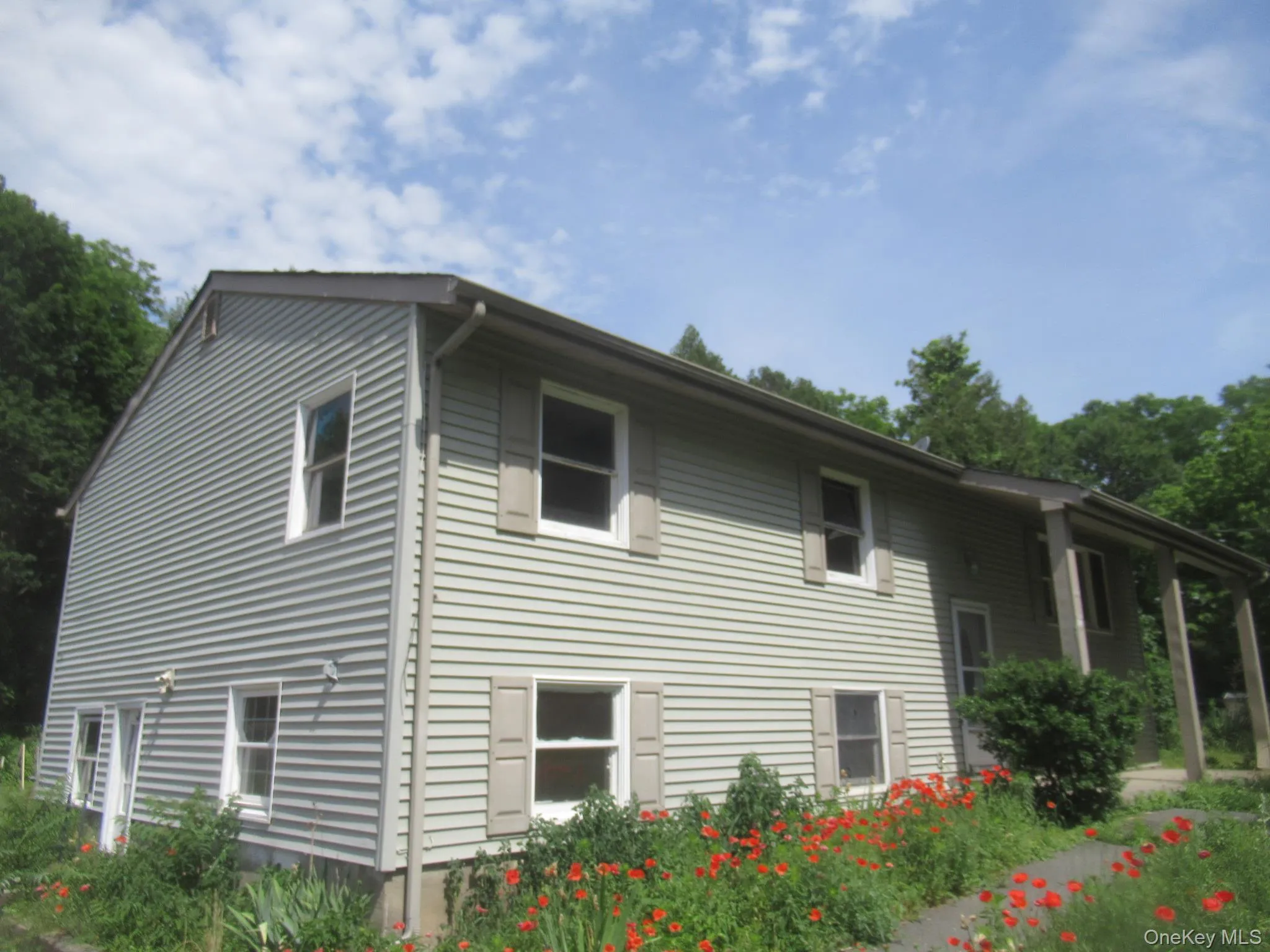11 Myrtle Avenue, Montgomery, NY, 4 Bedrooms Bedrooms, 6 Rooms Rooms,2 BathroomsBathrooms,Residential,For Rent,Myrtle,0,1013369 11 Myrtle Avenue, Montgomery, NY, 4 Bedrooms Bedrooms, 6 Rooms Rooms,2 BathroomsBathrooms,Residential,For Rent,Myrtle,0,1013369