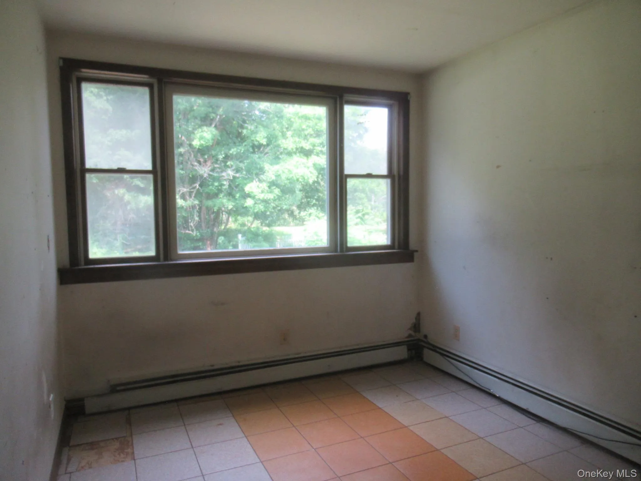 11 Myrtle Avenue, Montgomery, NY, 4 Bedrooms Bedrooms, 6 Rooms Rooms,2 BathroomsBathrooms,Residential,For Rent,Myrtle,0,1013369 11 Myrtle Avenue, Montgomery, NY, 4 Bedrooms Bedrooms, 6 Rooms Rooms,2 BathroomsBathrooms,Residential,For Rent,Myrtle,0,1013369