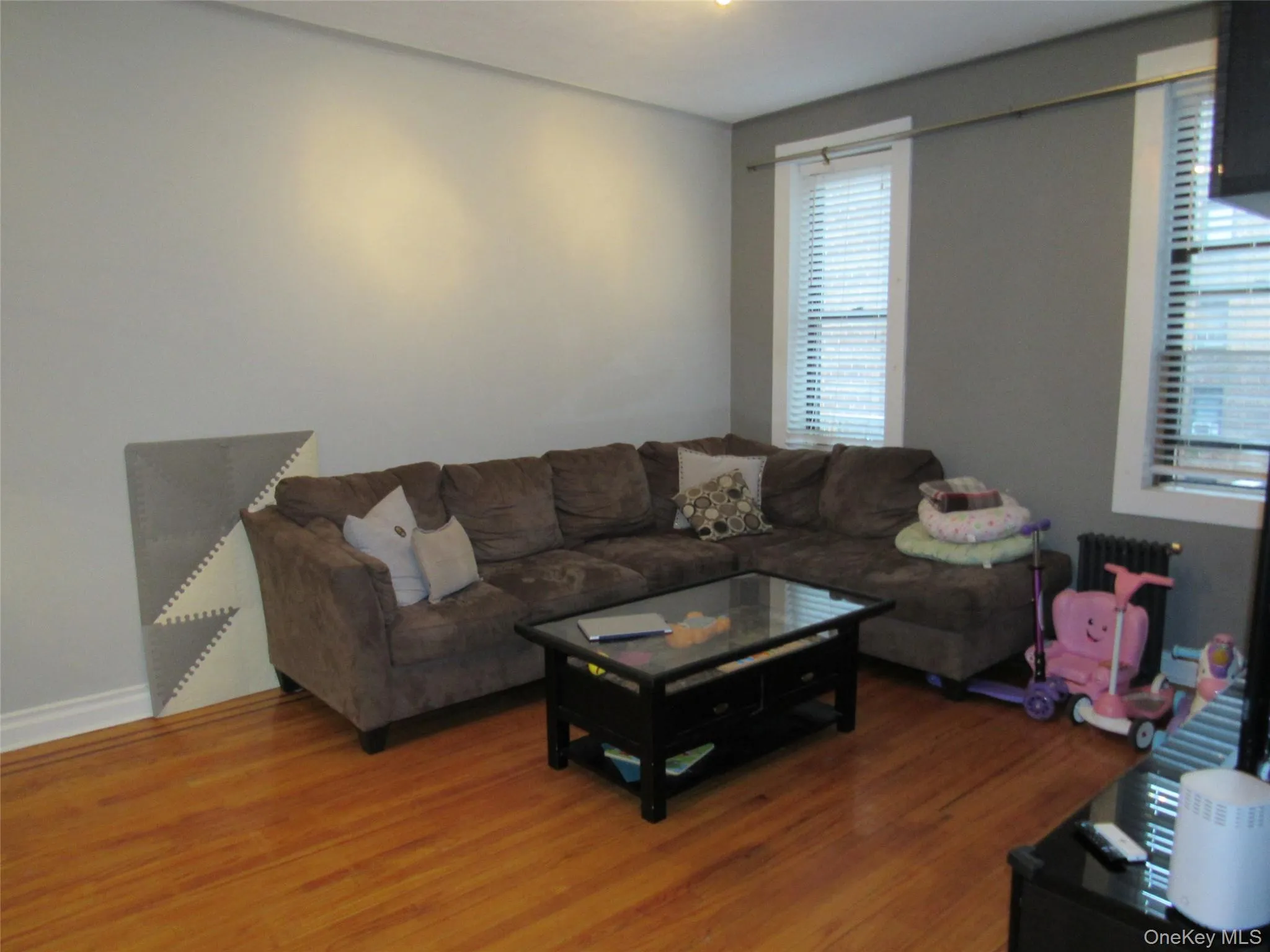 83-19 116th Street, New York, NY, 2 Bedrooms Bedrooms, 5 Rooms Rooms,1 BathroomBathrooms,Residential Lease,For Rent,116th,0,KEY1013371 83-19 116th Street, New York, NY, 2 Bedrooms Bedrooms, 5 Rooms Rooms,1 BathroomBathrooms,Residential Lease,For Rent,116th,0,KEY1013371