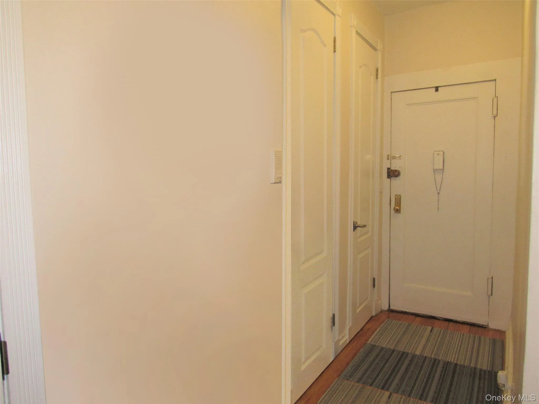 83-19 116th Street, New York, NY, 2 Bedrooms Bedrooms, 5 Rooms Rooms,1 BathroomBathrooms,Residential Lease,For Rent,116th,0,KEY1013371 83-19 116th Street, New York, NY, 2 Bedrooms Bedrooms, 5 Rooms Rooms,1 BathroomBathrooms,Residential Lease,For Rent,116th,0,KEY1013371
