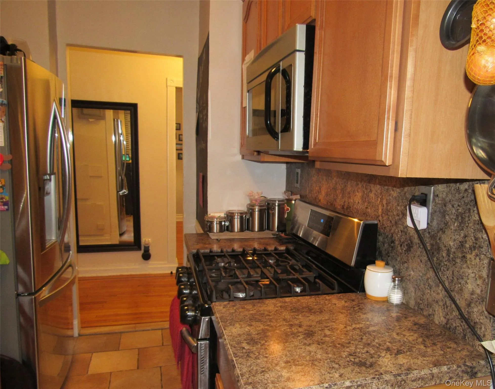 83-19 116th Street, New York, NY, 2 Bedrooms Bedrooms, 5 Rooms Rooms,1 BathroomBathrooms,Residential Lease,For Rent,116th,0,KEY1013371 83-19 116th Street, New York, NY, 2 Bedrooms Bedrooms, 5 Rooms Rooms,1 BathroomBathrooms,Residential Lease,For Rent,116th,0,KEY1013371