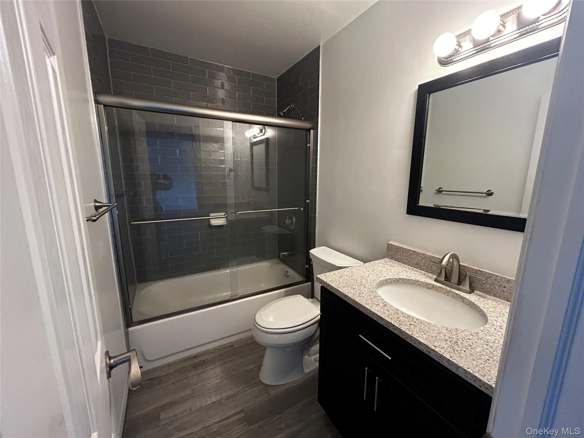 216 Kensington Lane, Oyster Bay, NY, 2 Bedrooms Bedrooms, 5 Rooms Rooms,2 BathroomsBathrooms,Residential Lease,For Rent,Kensington,0,1013373 216 Kensington Lane, Oyster Bay, NY, 2 Bedrooms Bedrooms, 5 Rooms Rooms,2 BathroomsBathrooms,Residential Lease,For Rent,Kensington,0,1013373