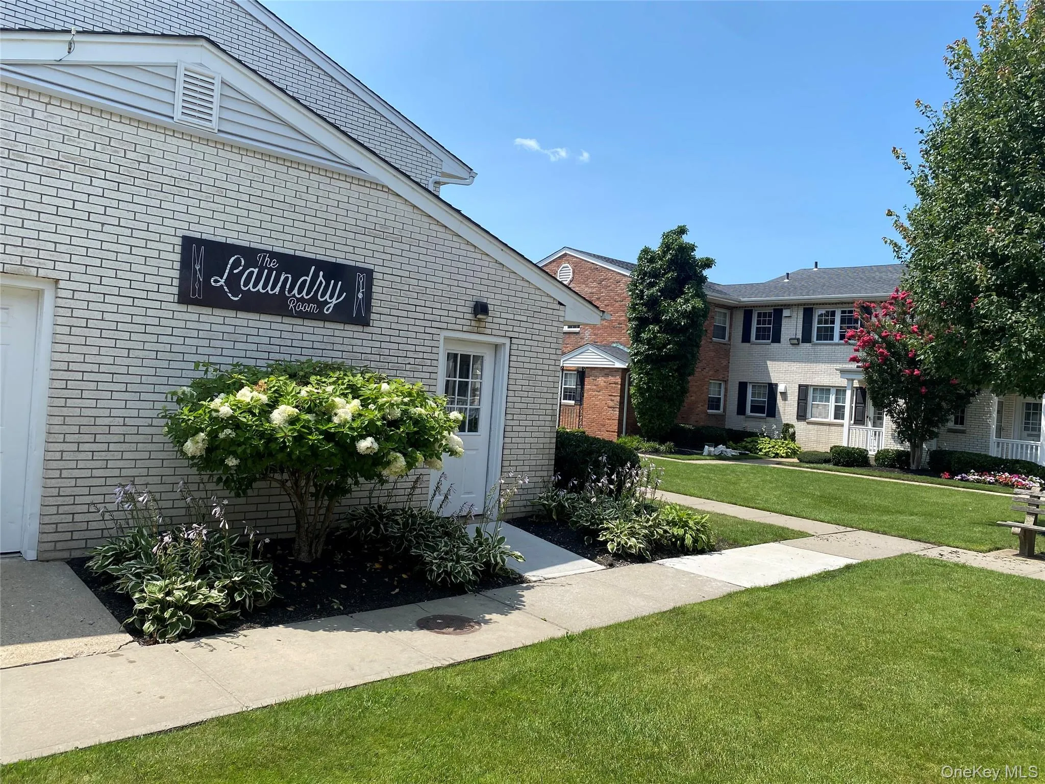 216 Kensington Lane, Oyster Bay, NY, 2 Bedrooms Bedrooms, 5 Rooms Rooms,2 BathroomsBathrooms,Residential Lease,For Rent,Kensington,0,1013373 216 Kensington Lane, Oyster Bay, NY, 2 Bedrooms Bedrooms, 5 Rooms Rooms,2 BathroomsBathrooms,Residential Lease,For Rent,Kensington,0,1013373