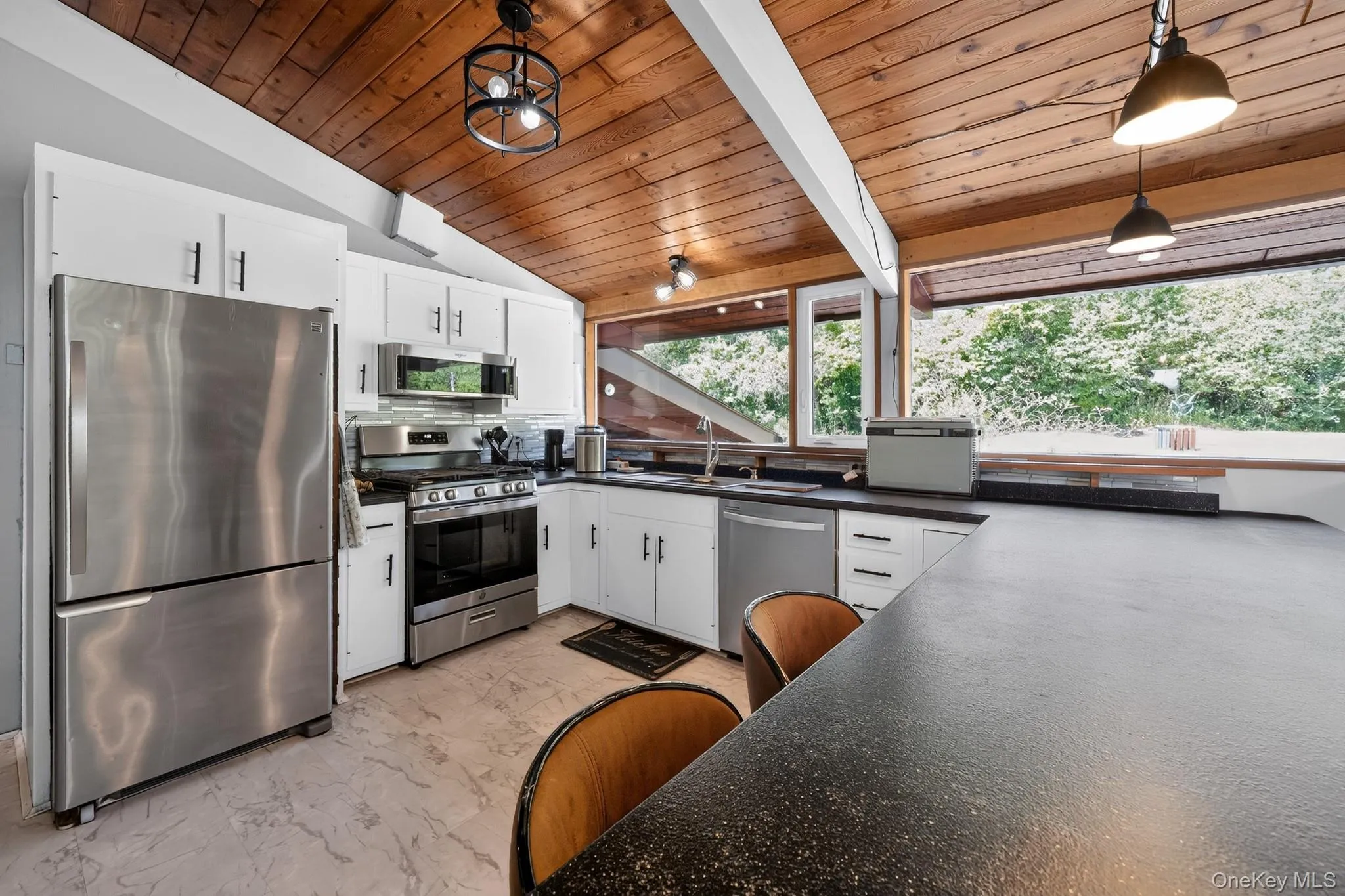 424 Laroe Road, Chester Town, NY, 4 Bedrooms Bedrooms, 8 Rooms Rooms,3 BathroomsBathrooms,Residential,For Rent,Laroe,0,1013375 424 Laroe Road, Chester Town, NY, 4 Bedrooms Bedrooms, 8 Rooms Rooms,3 BathroomsBathrooms,Residential,For Rent,Laroe,0,1013375