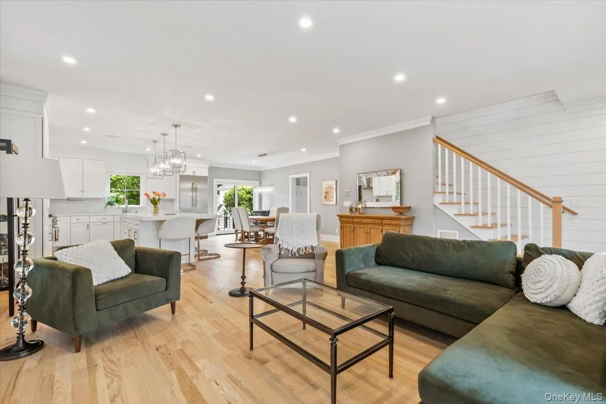 81 Theodore Fremd Avenue, Rye City, NY, 5 Bedrooms Bedrooms, 14 Rooms Rooms,3 BathroomsBathrooms,Residential Lease,For Rent,Theodore Fremd,0,KEY1013382 81 Theodore Fremd Avenue, Rye City, NY, 5 Bedrooms Bedrooms, 14 Rooms Rooms,3 BathroomsBathrooms,Residential Lease,For Rent,Theodore Fremd,0,KEY1013382
