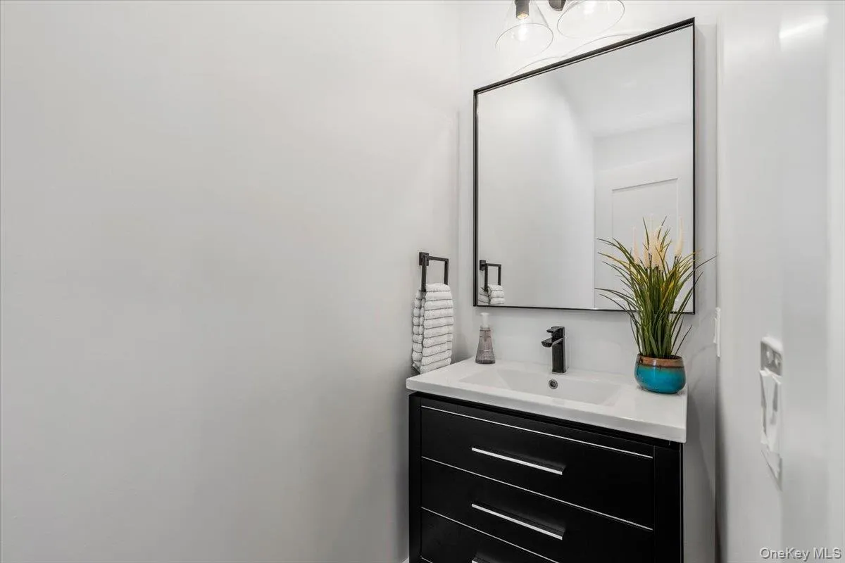 81 Theodore Fremd Avenue, Rye City, NY, 5 Bedrooms Bedrooms, 14 Rooms Rooms,3 BathroomsBathrooms,Residential Lease,For Rent,Theodore Fremd,0,KEY1013382 81 Theodore Fremd Avenue, Rye City, NY, 5 Bedrooms Bedrooms, 14 Rooms Rooms,3 BathroomsBathrooms,Residential Lease,For Rent,Theodore Fremd,0,KEY1013382