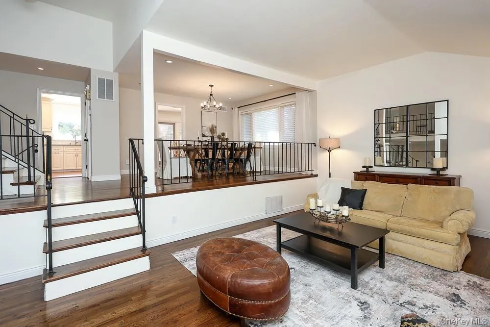 238 Birch Drive, North Hempstead, NY, 4 Bedrooms Bedrooms, 9 Rooms Rooms,2 BathroomsBathrooms,Residential,For Rent,Birch,0,KEY1013385 238 Birch Drive, North Hempstead, NY, 4 Bedrooms Bedrooms, 9 Rooms Rooms,2 BathroomsBathrooms,Residential,For Rent,Birch,0,KEY1013385