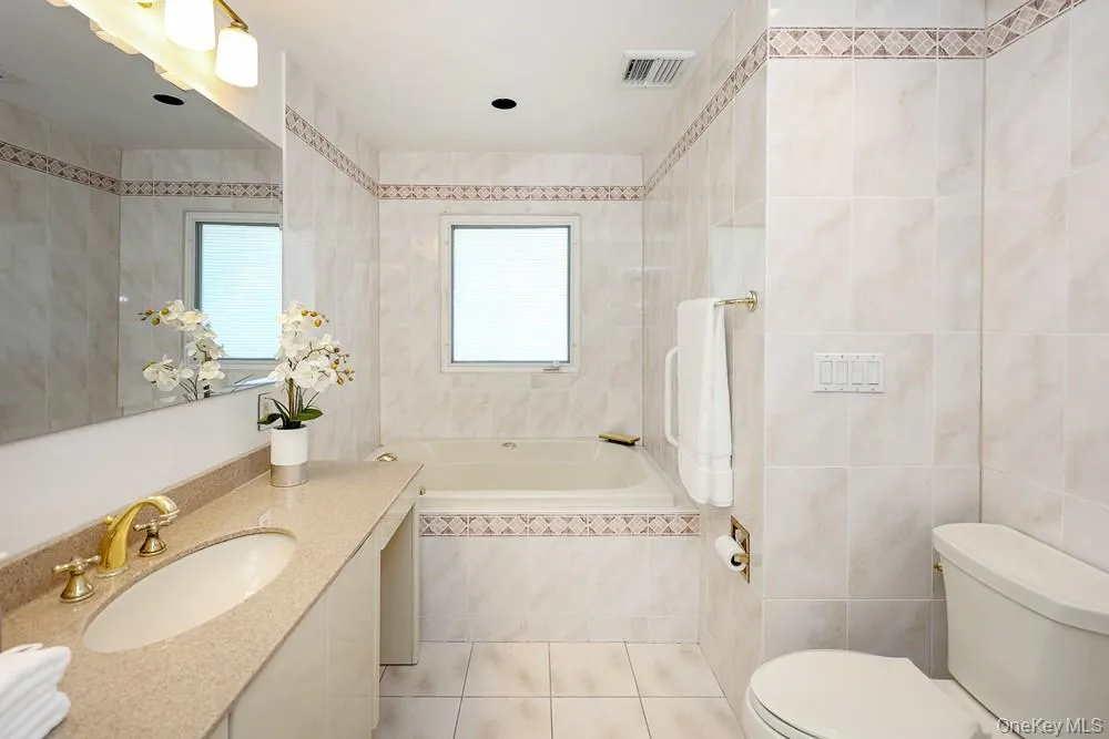 238 Birch Drive, North Hempstead, NY, 4 Bedrooms Bedrooms, 9 Rooms Rooms,2 BathroomsBathrooms,Residential,For Rent,Birch,0,KEY1013385 238 Birch Drive, North Hempstead, NY, 4 Bedrooms Bedrooms, 9 Rooms Rooms,2 BathroomsBathrooms,Residential,For Rent,Birch,0,KEY1013385