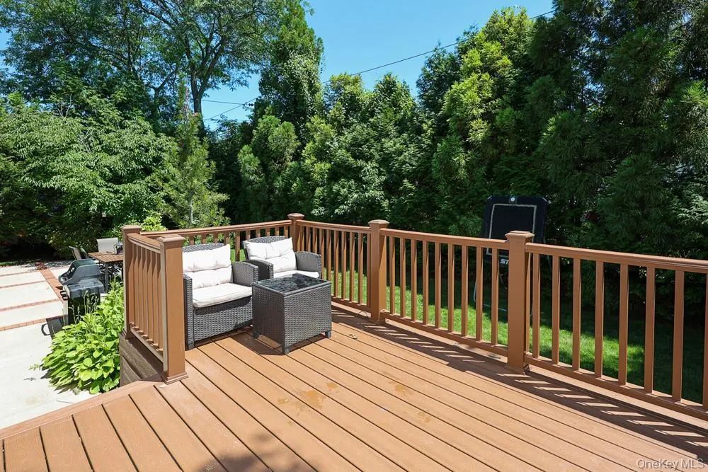 238 Birch Drive, North Hempstead, NY, 4 Bedrooms Bedrooms, 9 Rooms Rooms,2 BathroomsBathrooms,Residential,For Rent,Birch,0,KEY1013385 238 Birch Drive, North Hempstead, NY, 4 Bedrooms Bedrooms, 9 Rooms Rooms,2 BathroomsBathrooms,Residential,For Rent,Birch,0,KEY1013385
