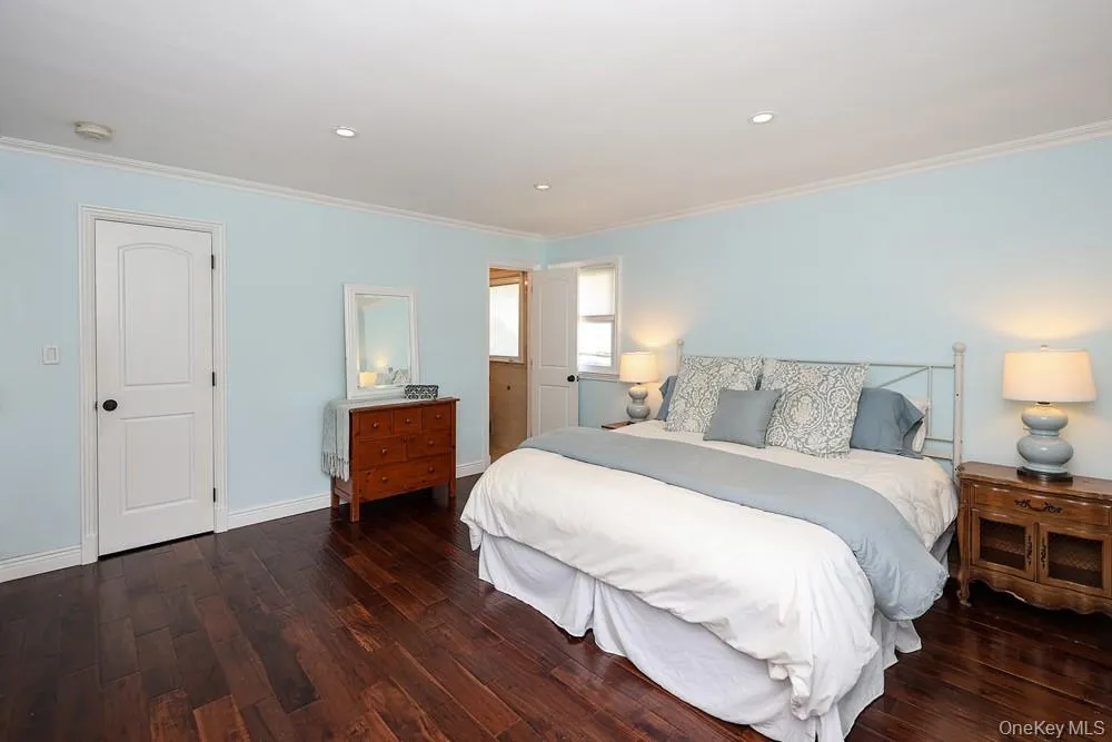 238 Birch Drive, North Hempstead, NY, 4 Bedrooms Bedrooms, 9 Rooms Rooms,2 BathroomsBathrooms,Residential,For Rent,Birch,0,KEY1013385 238 Birch Drive, North Hempstead, NY, 4 Bedrooms Bedrooms, 9 Rooms Rooms,2 BathroomsBathrooms,Residential,For Rent,Birch,0,KEY1013385