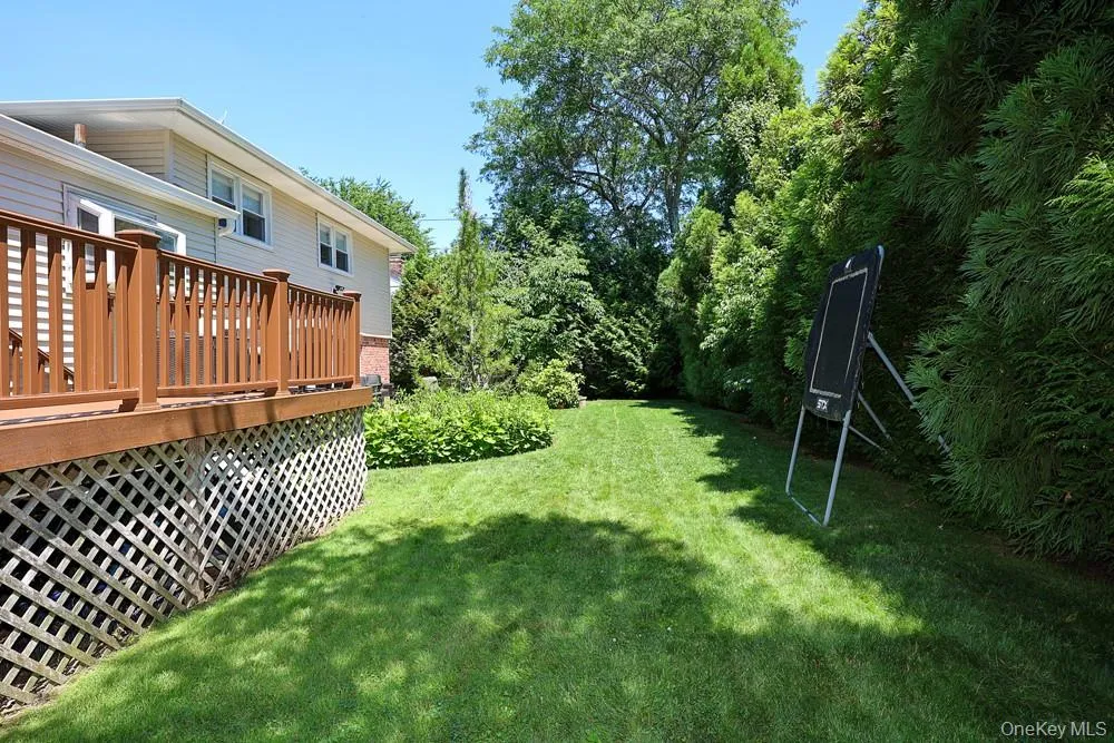 238 Birch Drive, North Hempstead, NY, 4 Bedrooms Bedrooms, 9 Rooms Rooms,2 BathroomsBathrooms,Residential,For Rent,Birch,0,KEY1013385 238 Birch Drive, North Hempstead, NY, 4 Bedrooms Bedrooms, 9 Rooms Rooms,2 BathroomsBathrooms,Residential,For Rent,Birch,0,KEY1013385