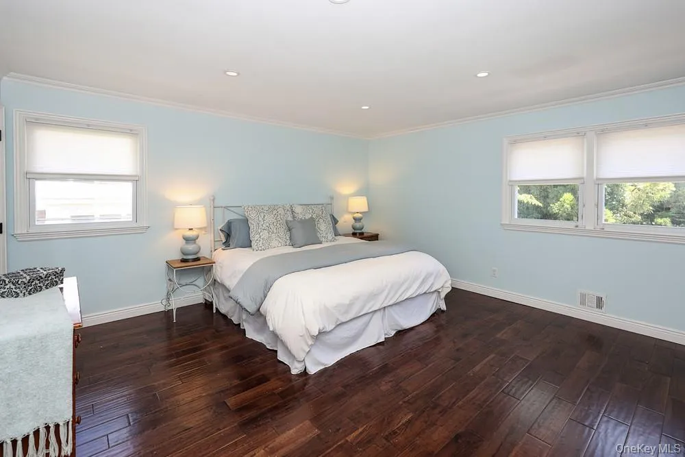 238 Birch Drive, North Hempstead, NY, 4 Bedrooms Bedrooms, 9 Rooms Rooms,2 BathroomsBathrooms,Residential,For Rent,Birch,0,KEY1013385 238 Birch Drive, North Hempstead, NY, 4 Bedrooms Bedrooms, 9 Rooms Rooms,2 BathroomsBathrooms,Residential,For Rent,Birch,0,KEY1013385