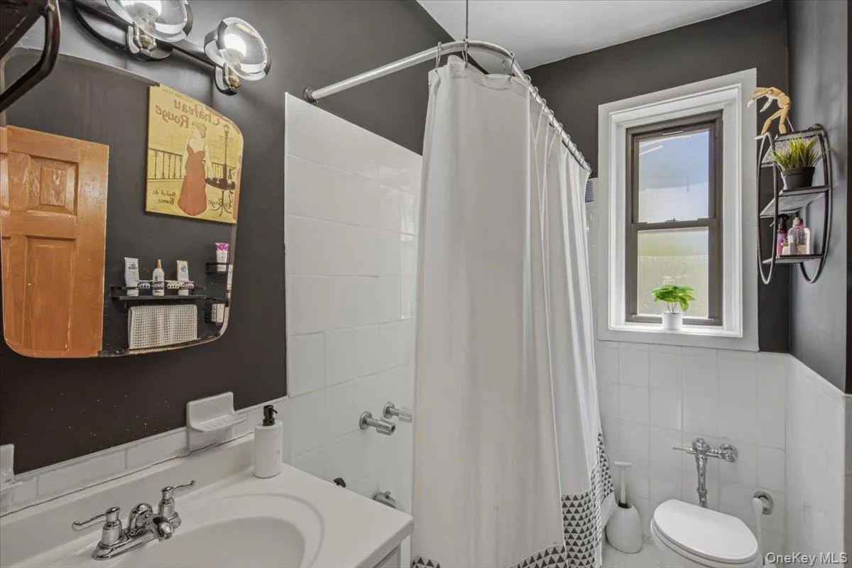 160-15 Powells Cove Boulevard, New York, NY, 1 Bedroom Bedrooms, 3 Rooms Rooms,1 BathroomBathrooms,Residential,For Rent,Powells Cove,0,1013386 160-15 Powells Cove Boulevard, New York, NY, 1 Bedroom Bedrooms, 3 Rooms Rooms,1 BathroomBathrooms,Residential,For Rent,Powells Cove,0,1013386