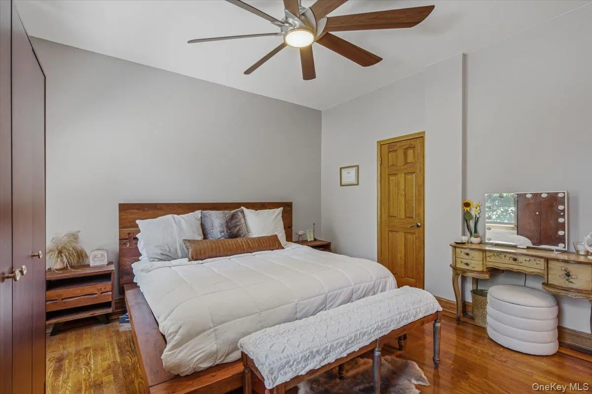 160-15 Powells Cove Boulevard, New York, NY, 1 Bedroom Bedrooms, 3 Rooms Rooms,1 BathroomBathrooms,Residential,For Rent,Powells Cove,0,1013386 160-15 Powells Cove Boulevard, New York, NY, 1 Bedroom Bedrooms, 3 Rooms Rooms,1 BathroomBathrooms,Residential,For Rent,Powells Cove,0,1013386