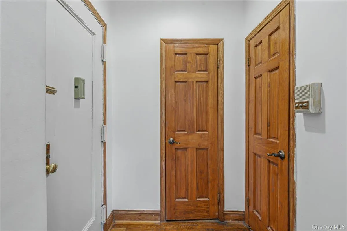 160-15 Powells Cove Boulevard, New York, NY, 1 Bedroom Bedrooms, 3 Rooms Rooms,1 BathroomBathrooms,Residential,For Rent,Powells Cove,0,1013386 160-15 Powells Cove Boulevard, New York, NY, 1 Bedroom Bedrooms, 3 Rooms Rooms,1 BathroomBathrooms,Residential,For Rent,Powells Cove,0,1013386