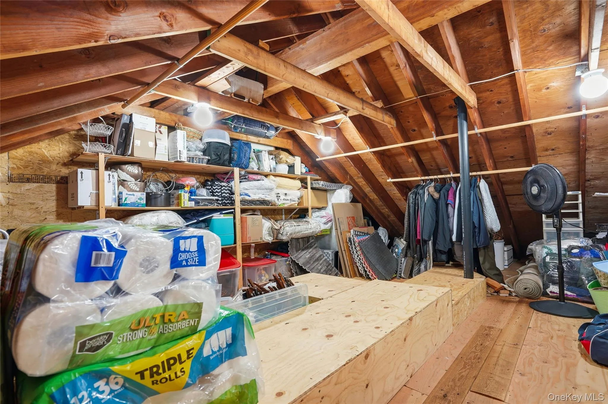 Another view of attic, potential to finish into loft. Another view of attic, potential to finish into loft.