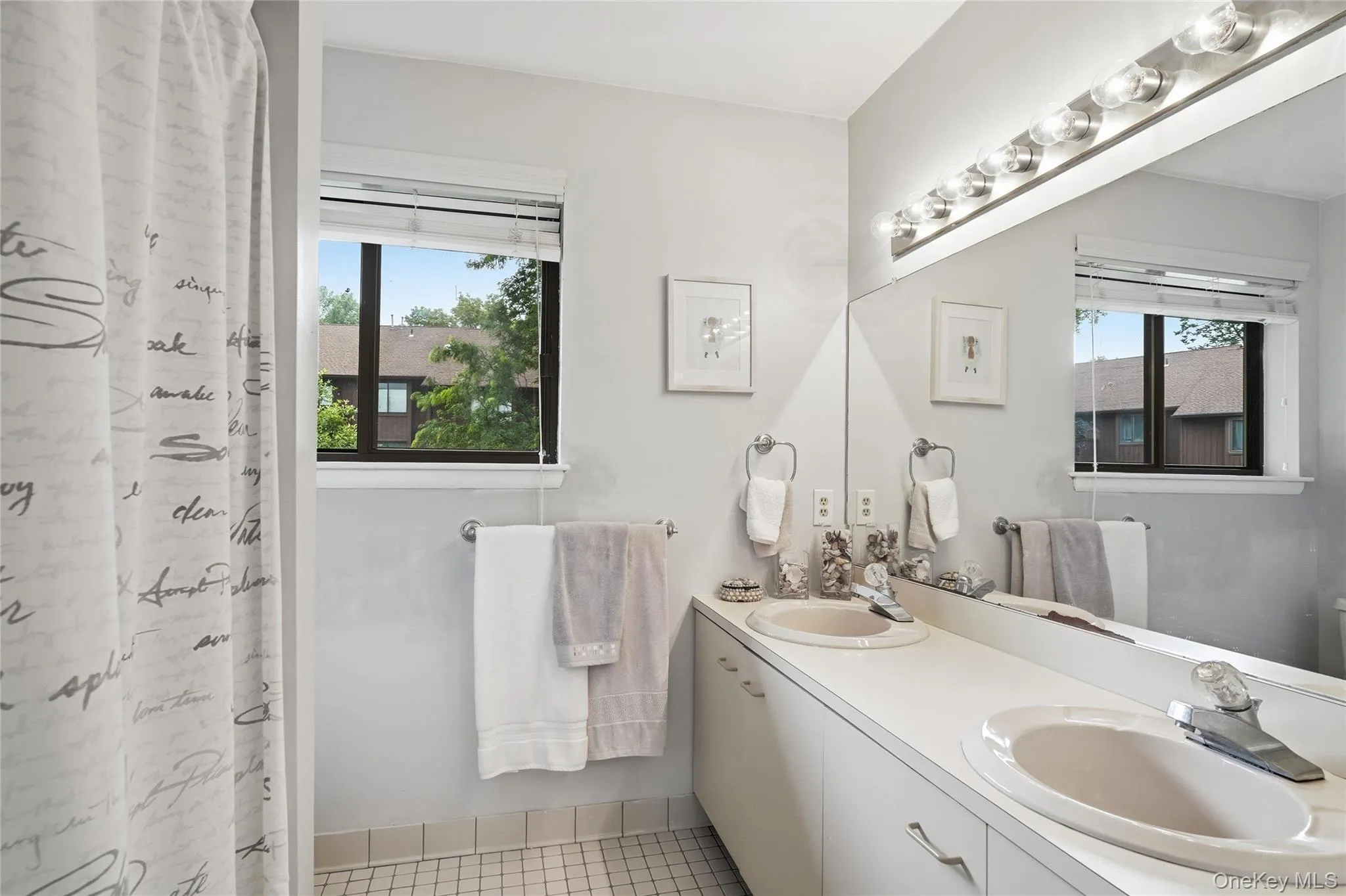 Primary Full bathroom with tub. Primary Full bathroom with tub.