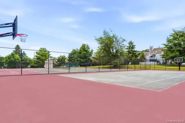 Basketball/Tennis Courts Basketball/Tennis Courts