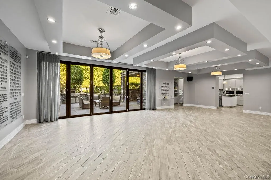 9 Ash Street, Ramapo, NY, 12 Bedrooms Bedrooms, 23 Rooms Rooms,8 BathroomsBathrooms,Residential,For Rent,Ash,0,1013392 9 Ash Street, Ramapo, NY, 12 Bedrooms Bedrooms, 23 Rooms Rooms,8 BathroomsBathrooms,Residential,For Rent,Ash,0,1013392