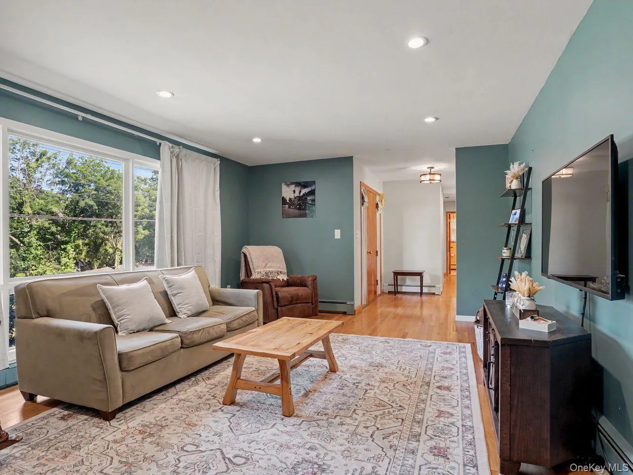 202 Lake Walton Road, East Fishkill, NY, 3 Bedrooms Bedrooms, 6 Rooms Rooms,2 BathroomsBathrooms,Residential,For Rent,Lake Walton,0,1013394 202 Lake Walton Road, East Fishkill, NY, 3 Bedrooms Bedrooms, 6 Rooms Rooms,2 BathroomsBathrooms,Residential,For Rent,Lake Walton,0,1013394
