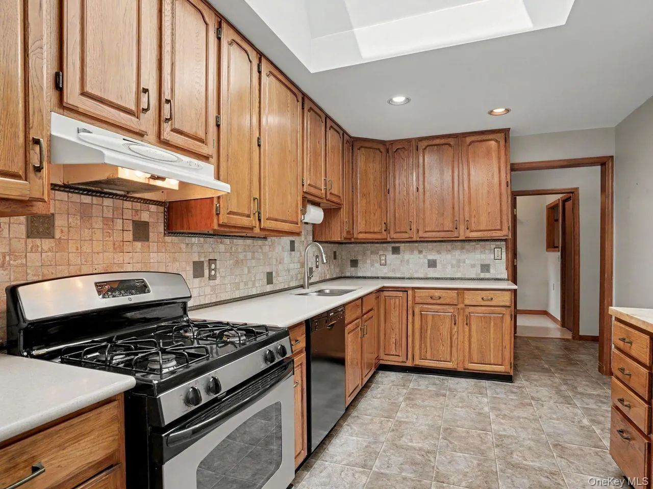 42 Kelly Ridge Road, Carmel, NY, 3 Bedrooms Bedrooms, 8 Rooms Rooms,1 BathroomBathrooms,Residential,For Rent,Kelly Ridge,0,1013396 42 Kelly Ridge Road, Carmel, NY, 3 Bedrooms Bedrooms, 8 Rooms Rooms,1 BathroomBathrooms,Residential,For Rent,Kelly Ridge,0,1013396