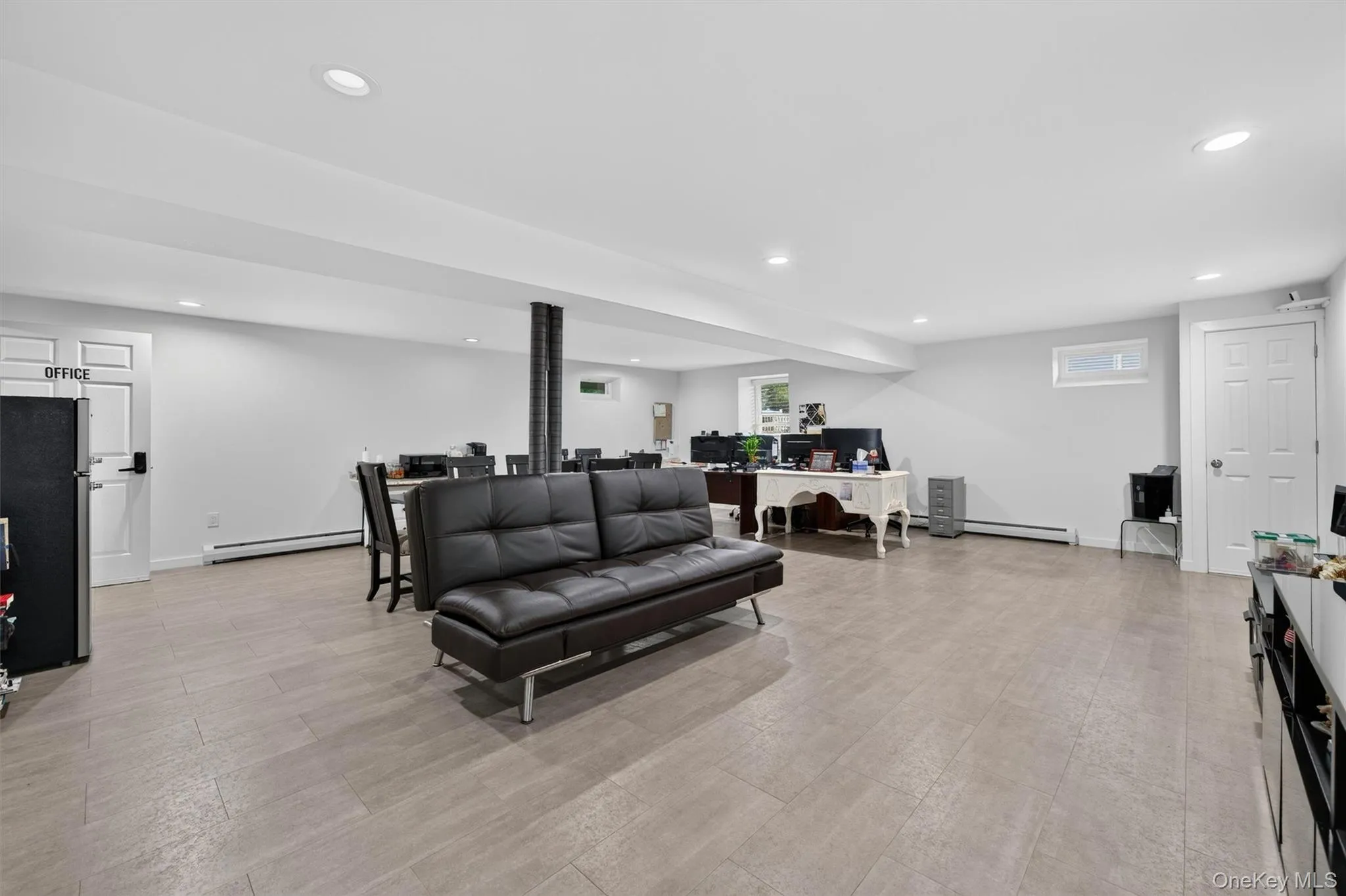 4 Shaker Court, New Windsor, NY, 4 Bedrooms Bedrooms, 9 Rooms Rooms,3 BathroomsBathrooms,Residential,For Rent,Shaker,0,KEY1013401 4 Shaker Court, New Windsor, NY, 4 Bedrooms Bedrooms, 9 Rooms Rooms,3 BathroomsBathrooms,Residential,For Rent,Shaker,0,KEY1013401