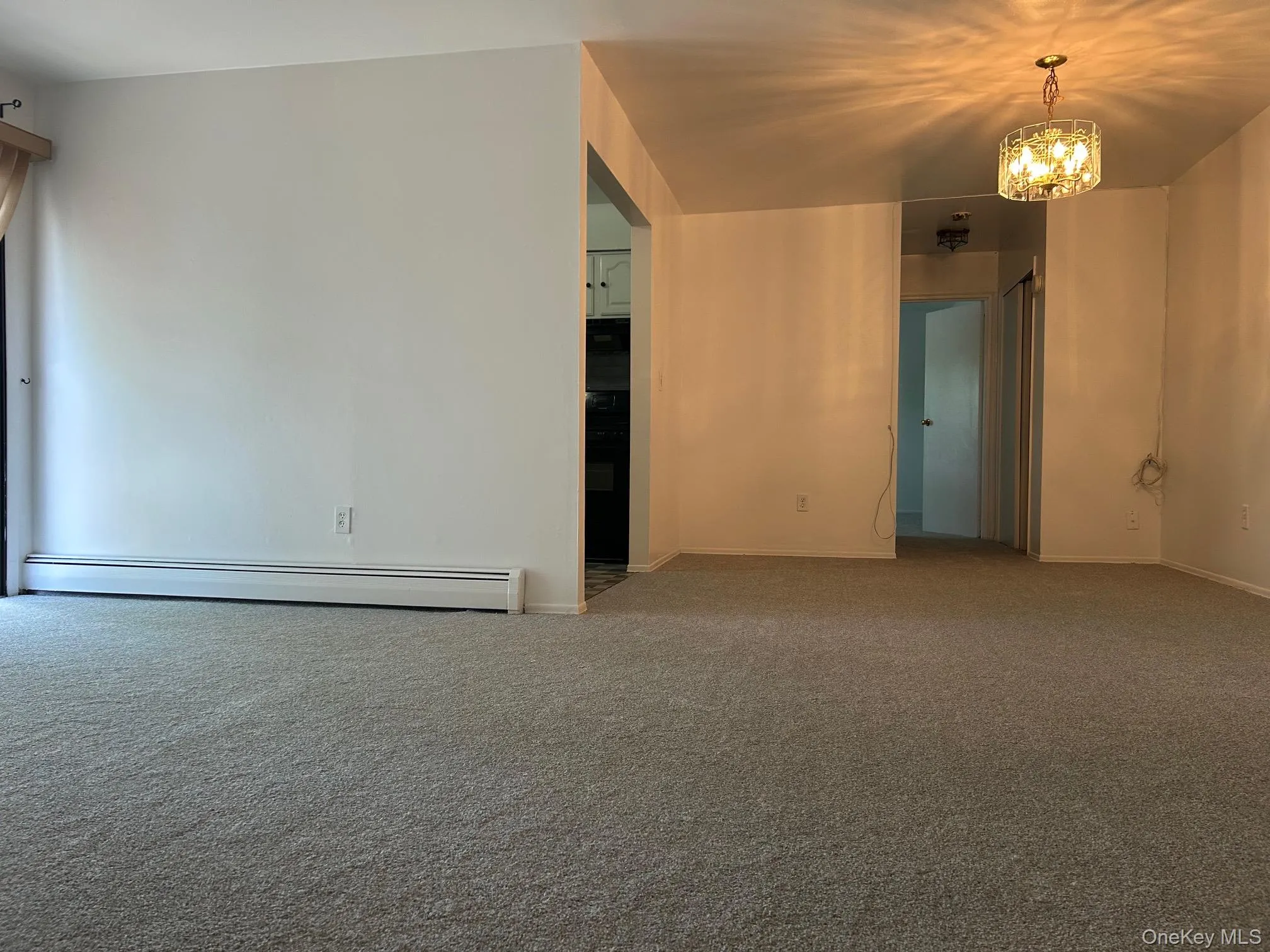 284 Sneden Place, Ramapo, NY, 1 Bedroom Bedrooms, 5 Rooms Rooms,1 BathroomBathrooms,Residential,For Rent,Sneden,0,1013404 284 Sneden Place, Ramapo, NY, 1 Bedroom Bedrooms, 5 Rooms Rooms,1 BathroomBathrooms,Residential,For Rent,Sneden,0,1013404