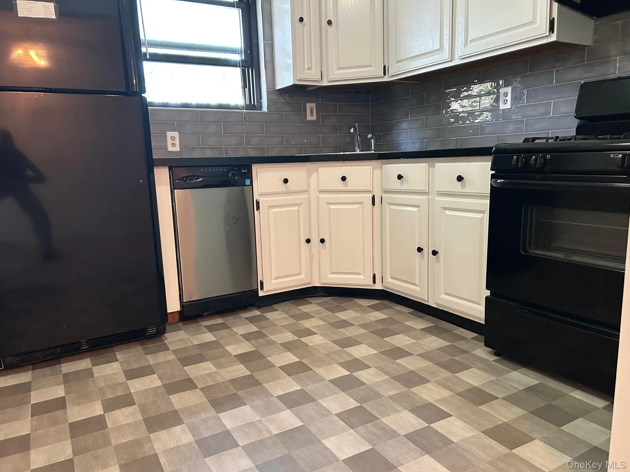 284 Sneden Place, Ramapo, NY, 1 Bedroom Bedrooms, 5 Rooms Rooms,1 BathroomBathrooms,Residential,For Rent,Sneden,0,1013404 284 Sneden Place, Ramapo, NY, 1 Bedroom Bedrooms, 5 Rooms Rooms,1 BathroomBathrooms,Residential,For Rent,Sneden,0,1013404
