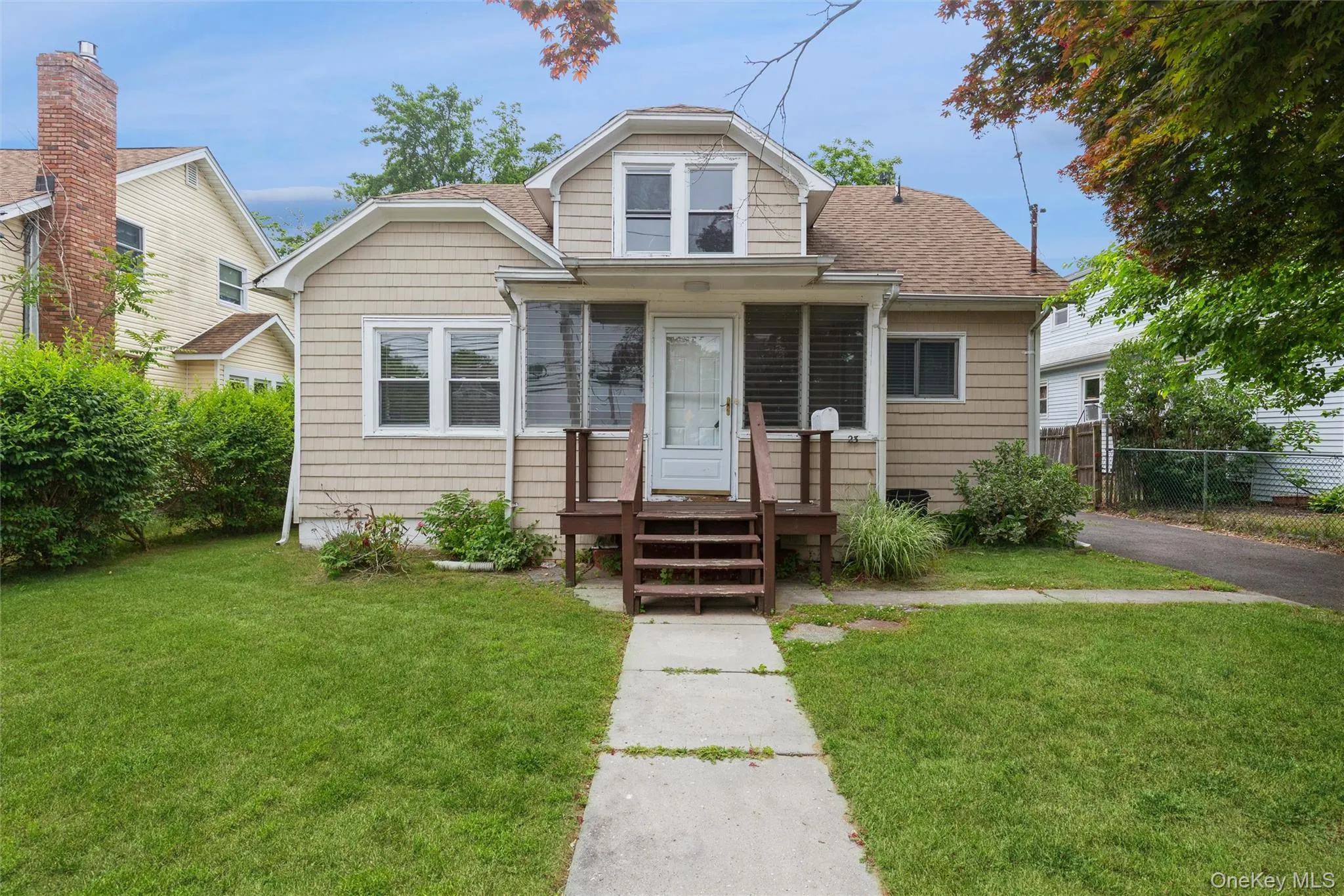 23 Summit Avenue, Brookhaven, NY, 4 Bedrooms Bedrooms, 7 Rooms Rooms,1 BathroomBathrooms,Residential,For Rent,Summit,0,1013405 23 Summit Avenue, Brookhaven, NY, 4 Bedrooms Bedrooms, 7 Rooms Rooms,1 BathroomBathrooms,Residential,For Rent,Summit,0,1013405