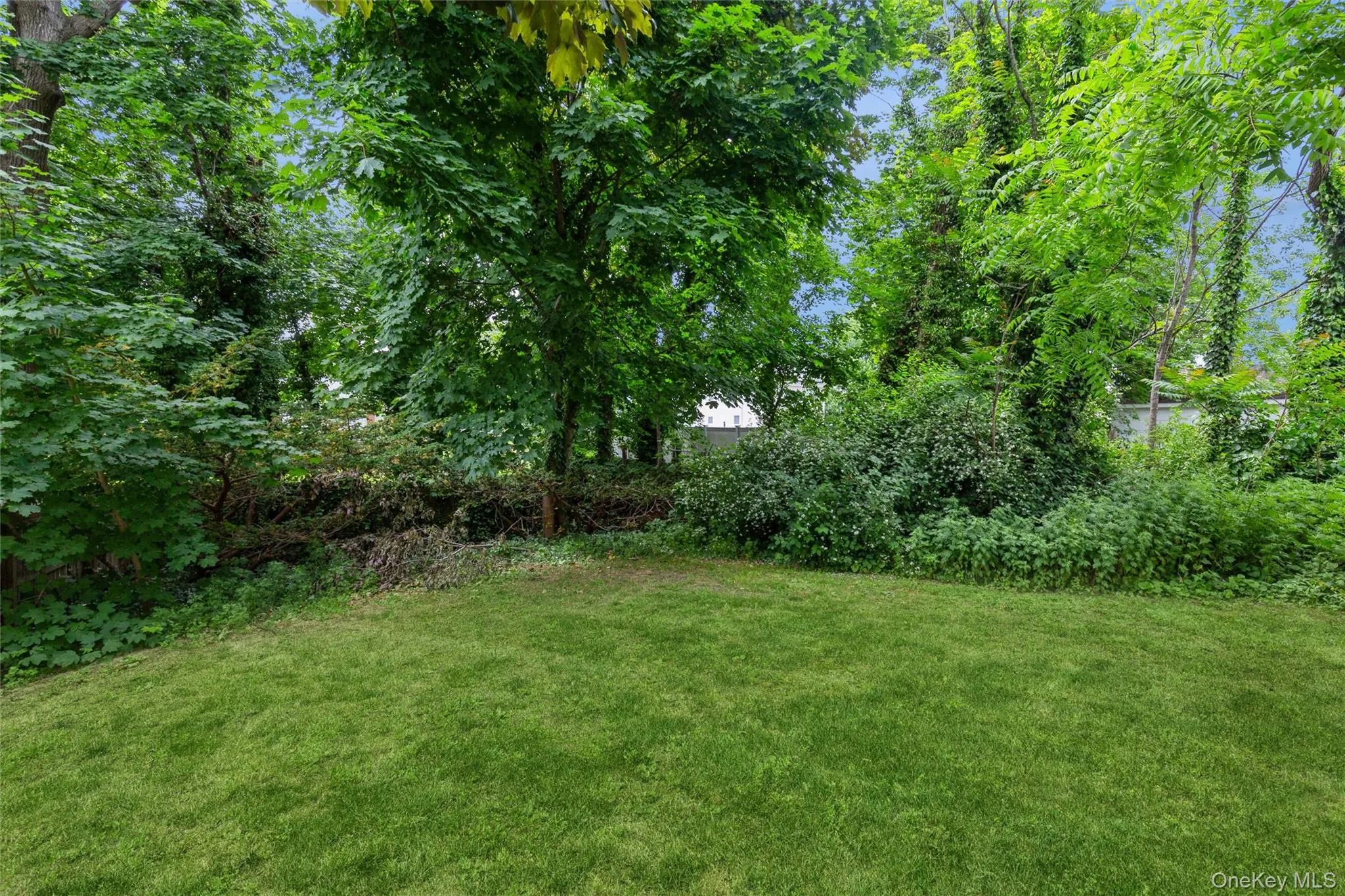 23 Summit Avenue, Brookhaven, NY, 4 Bedrooms Bedrooms, 7 Rooms Rooms,1 BathroomBathrooms,Residential,For Rent,Summit,0,1013405 23 Summit Avenue, Brookhaven, NY, 4 Bedrooms Bedrooms, 7 Rooms Rooms,1 BathroomBathrooms,Residential,For Rent,Summit,0,1013405