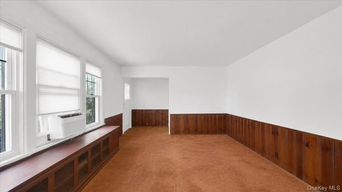 9 Howard Avenue, White Plains, NY, 4 Bedrooms Bedrooms, 8 Rooms Rooms,2 BathroomsBathrooms,Residential,For Rent,Howard,0,1013406 9 Howard Avenue, White Plains, NY, 4 Bedrooms Bedrooms, 8 Rooms Rooms,2 BathroomsBathrooms,Residential,For Rent,Howard,0,1013406