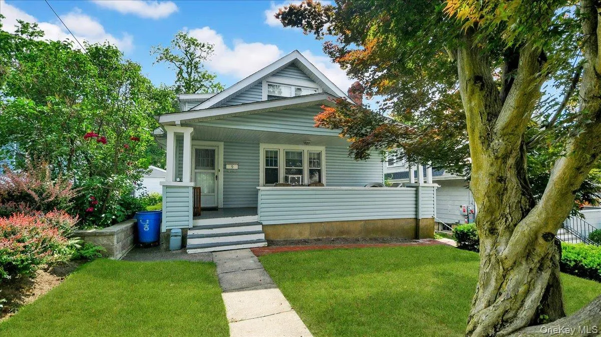9 Howard Avenue, White Plains, NY, 4 Bedrooms Bedrooms, 8 Rooms Rooms,2 BathroomsBathrooms,Residential,For Rent,Howard,0,1013406 9 Howard Avenue, White Plains, NY, 4 Bedrooms Bedrooms, 8 Rooms Rooms,2 BathroomsBathrooms,Residential,For Rent,Howard,0,1013406